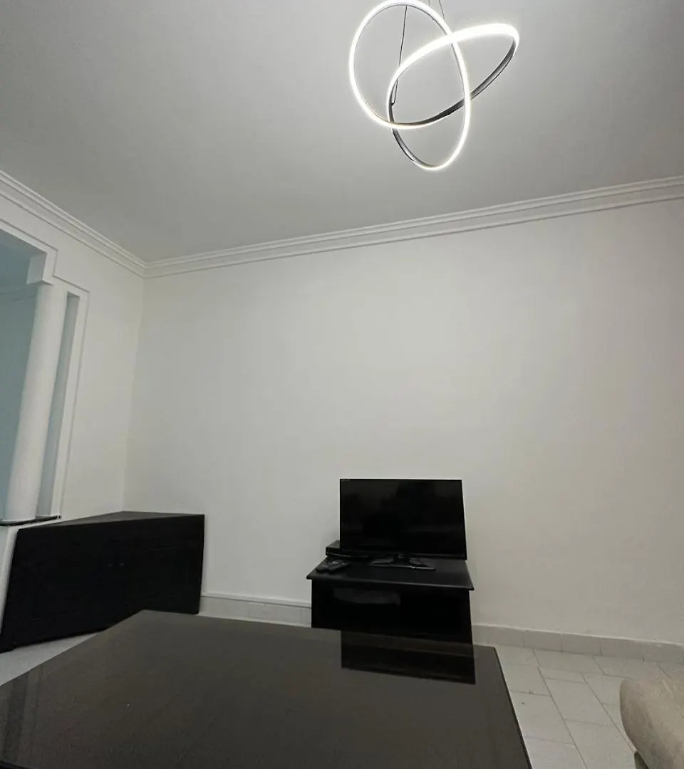 Appartement 3 Chambres Salon A Cote De Eden Et Mcdo 6 马拉喀什 公寓